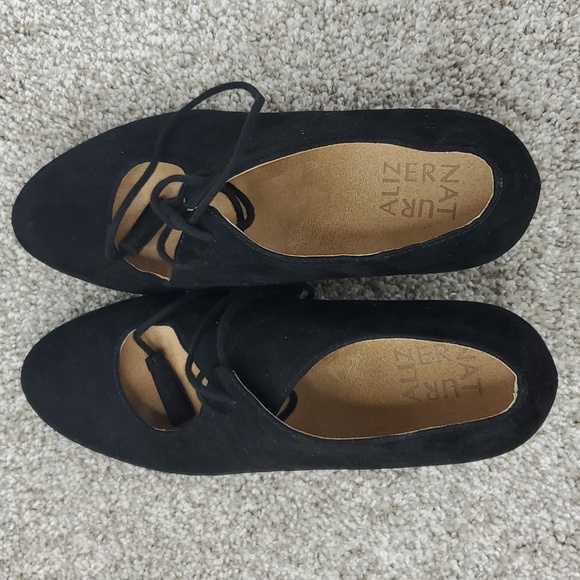 Elegant Black Women's Heels - Picture 7 of 11